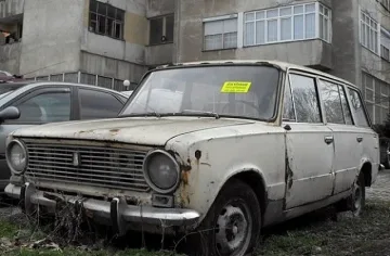 6300 антики пречат по улиците в София