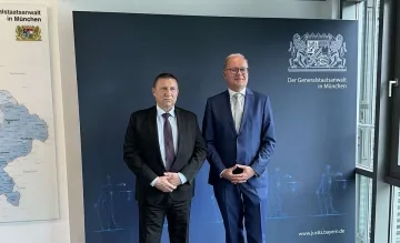 Конфискацията на престъпни активи обсъди в Германия Борислав Сарафов
