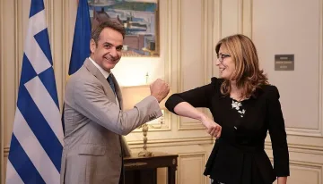 Захариева обсъжда в Атина епидемията от К-19