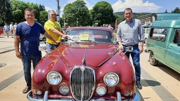 Перник избра „Златния винкел“. Какво хареса кмета?