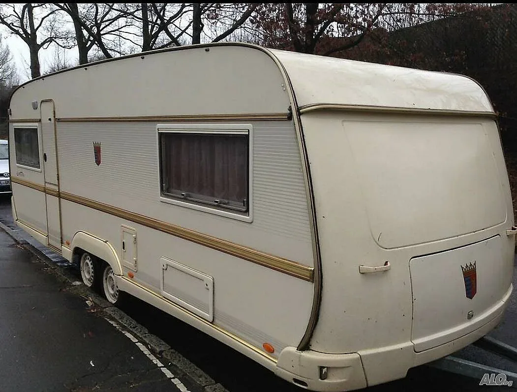 Вирусът напълни къмпинги и каравани на морето