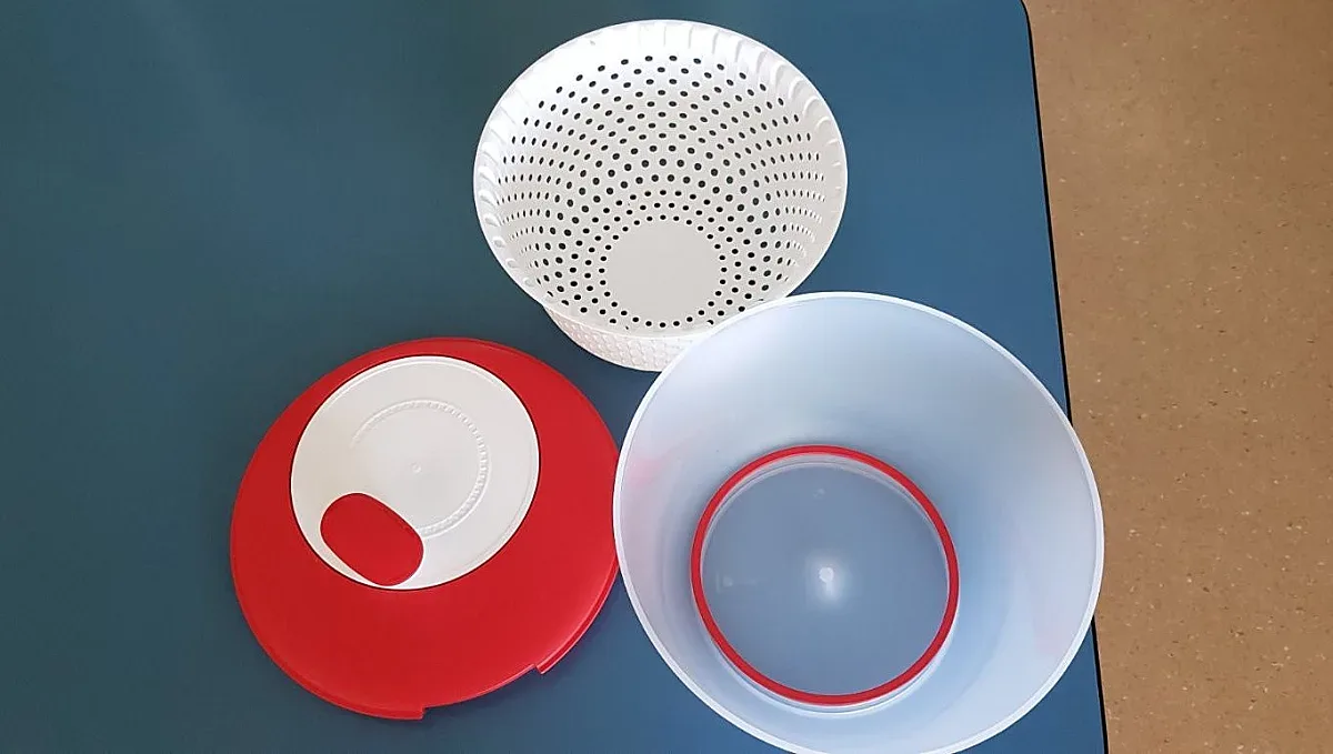 Кухненски съдове станаха контрабандна стока