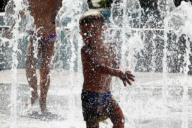 Слънчево и без изненади ще е времето днес