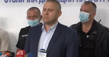 И втори задържан за спряното метро