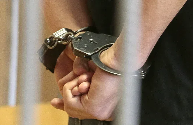 Арестуваха и бащата на битото дете в Перник
