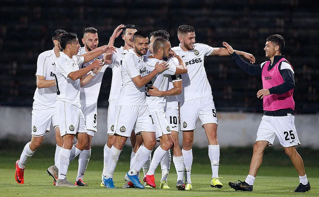 Славия спечели битката за Европа