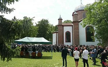 Стотици се сбогуваха с Николай Щерев