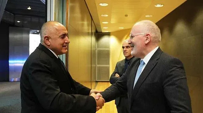 Борисов в Брюксел без целувки и закачки