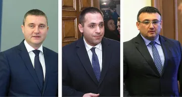 Фаталните оставки на А-отбора