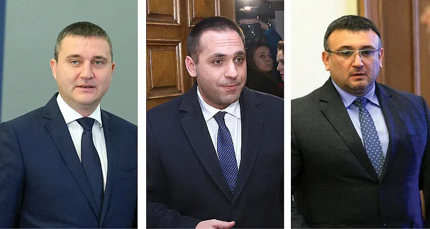Фаталните оставки на А-отбора