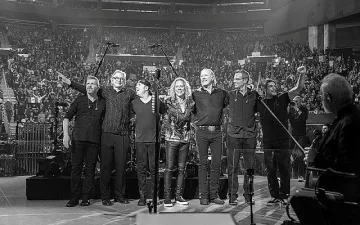 Металика с нов подарък за феновете