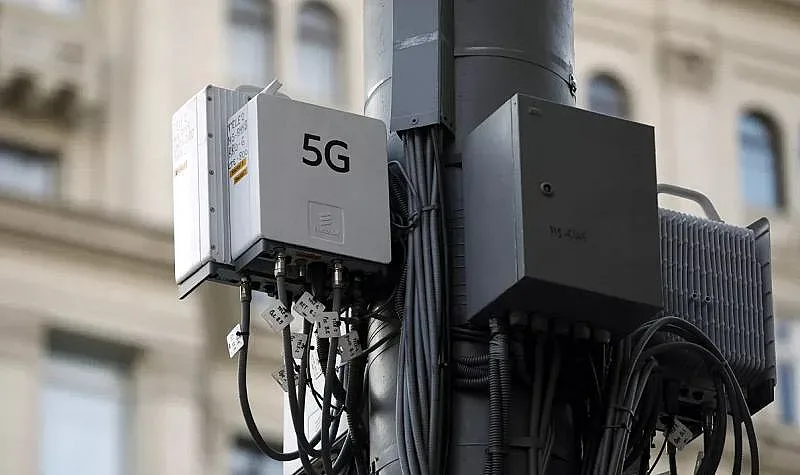 Британците изхвърлиха Huawei от 5G мрежата си