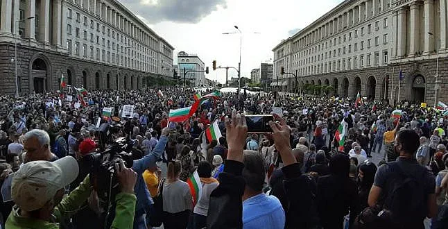 Протестът роди нова коалиция