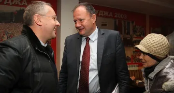 Станишев с критика към БСП, че няма позиция