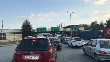 Има ли опашки на Кулата?