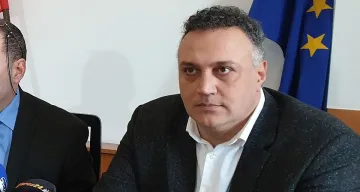 Областният на Варна: Дискотеките си работят