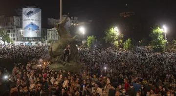 Сръбски министър за протестите: Това е преврат
