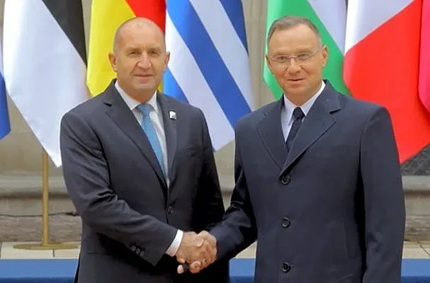 Румен Радев и Анджей Дуда на четири очи. Какво ще си кажат?