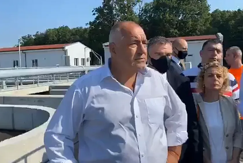 Борисов: Съдии пращат актове на Радев, как става?