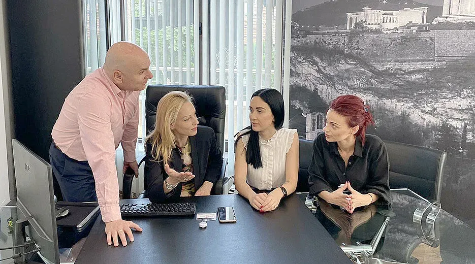 COVID-19 - те­ра­пия със ство­ло­ви клет­ки