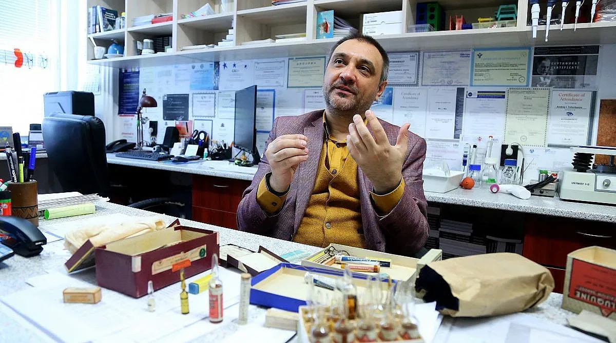 Чорбанов препоръчва масови контакти за имунитет