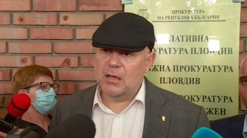 Гешев отказа да влезе в политреториката на Радев