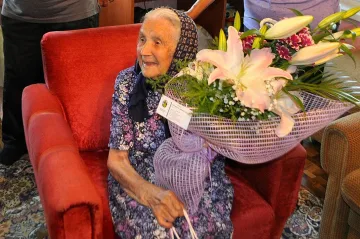 Как баба Вълка стана столетница