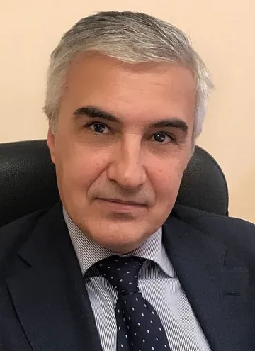 Външно привика събеседника на Бобоков