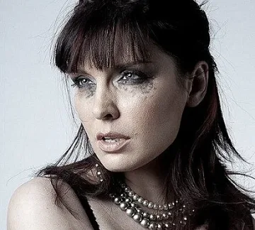 Драмите на Жени Калканджиева