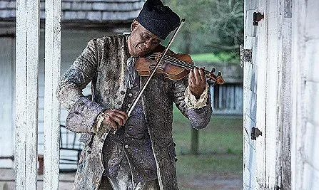 Форест Уитакър е роб в „Корени“