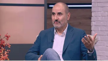 Цветанов намигна на Радев