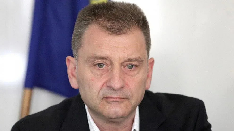 Директор от НАП напусна, свързват го с Божков