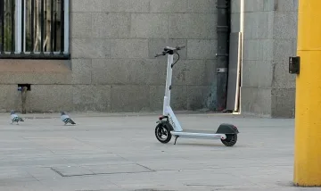 Слагат 25 км/ч таван за скоростта на тротинетките