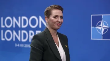 Кой отлага сватба заради среща на върха?