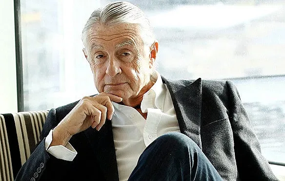 Почина режисьорът Джоел Шумахер