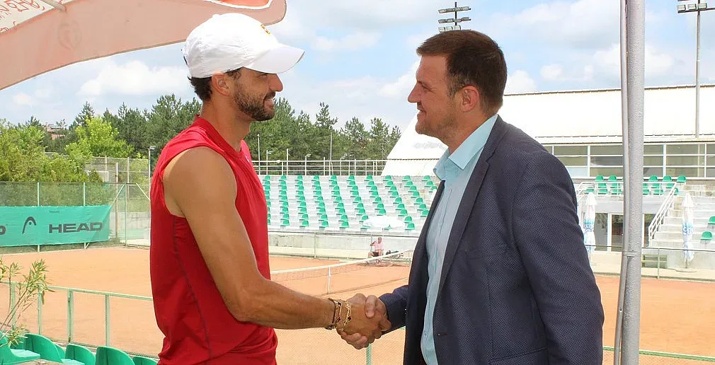 Кметът на Хасково с отрицателен тест за Covid-19