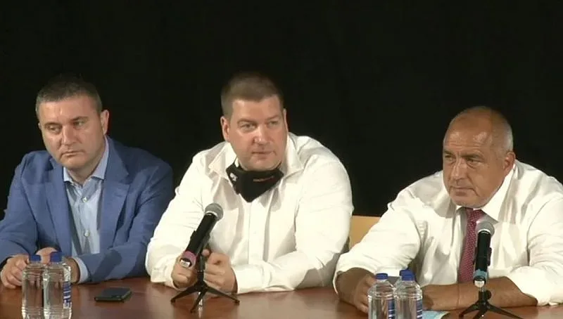 Борисов: Кое куче ме е залаяло, все е побесняло