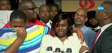 Полицай уволнен след убийството на чернокожа