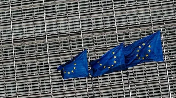 Спор за 750 млрд. евро: Грантове или кредити