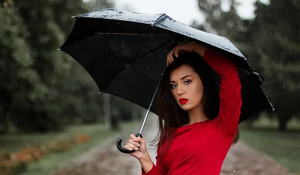 Валежите остават само следобед