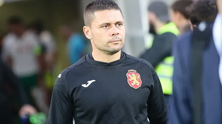 Треньорът на младежите ни с коронавирус?