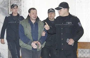 Стрелеца иска 1 млн. лв. от държавата