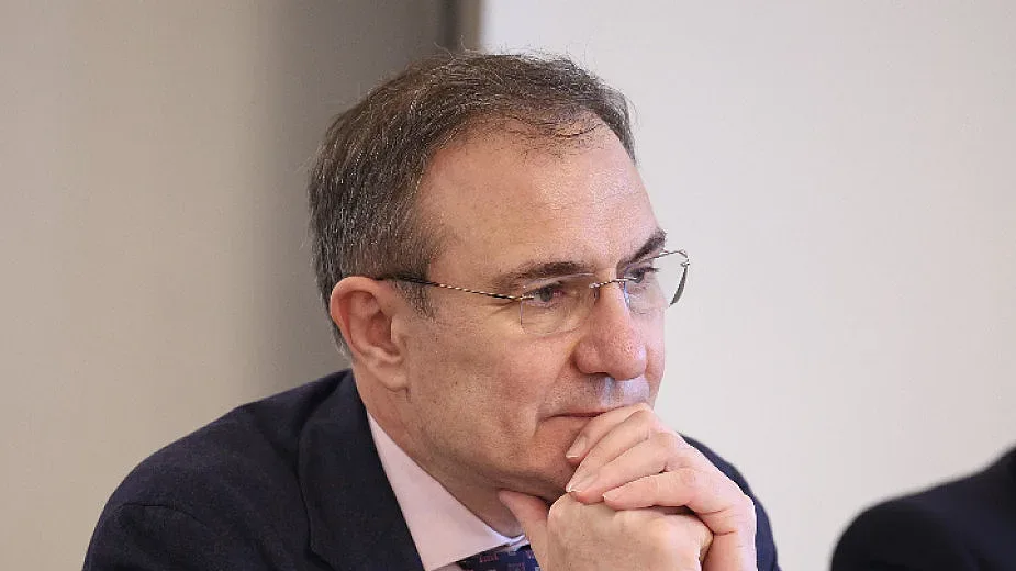 Социалният министър отсече! Ще вдигат парите на...