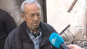 Мълния остави семейство без дом