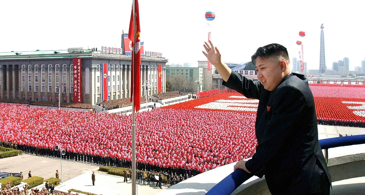 Северна Корея печели милиони от... пясък