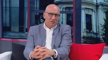 Тегленията на Божков от банка ще излязат наяве