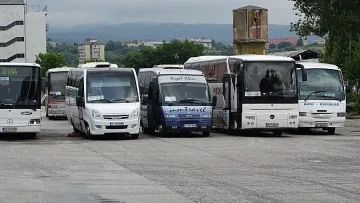 Автобусните превозвачи с нов вик за помощ