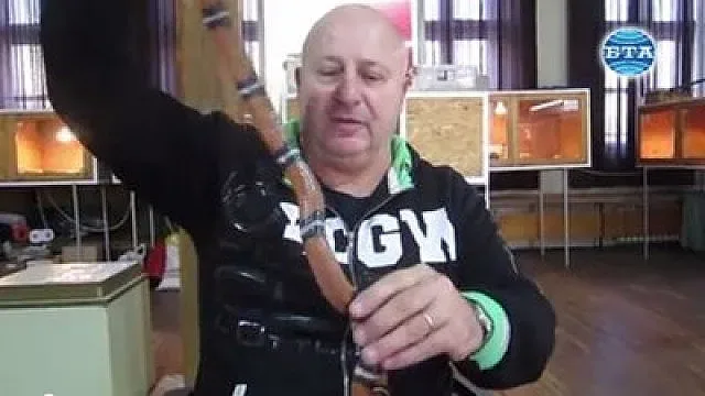 Черна мамба ухапа лекар, той оцеля по чудо