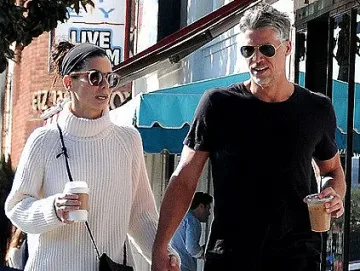 Сандра Бълок се омъжи тайно