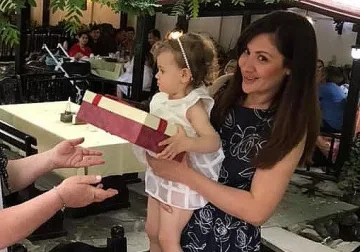 Кати на Плачков и Мариана вече е християнче